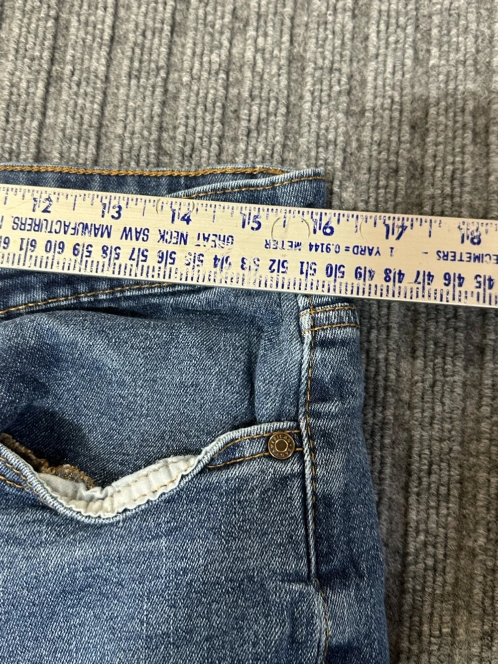 American Rag Jeans - Picture 2 of 8